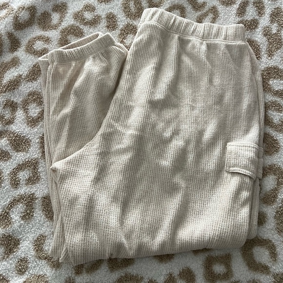 Aerie Traveler Waffle Cargo Jogger - Picture 1 of 3